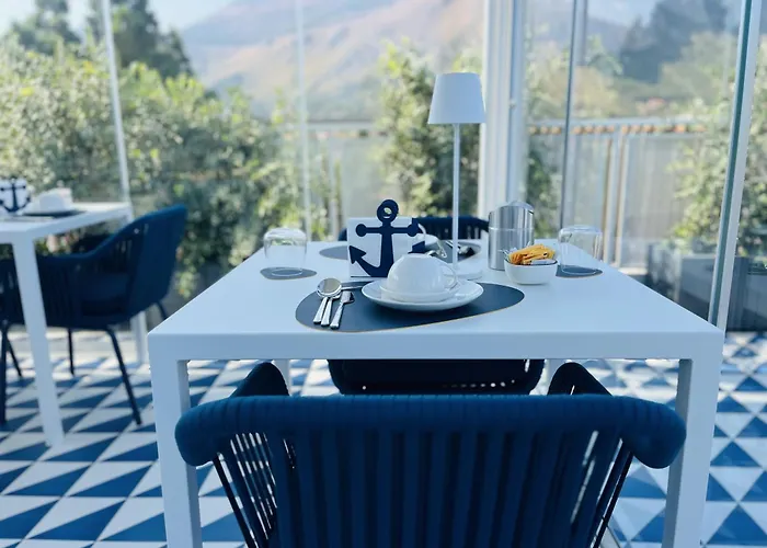 Marina Boutique Rooms